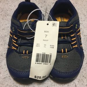 New with tags toddler size 7 sneakers